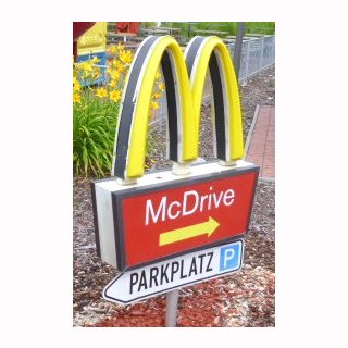 Pylonumrüstung Einfahrt McDrive 2-seitig